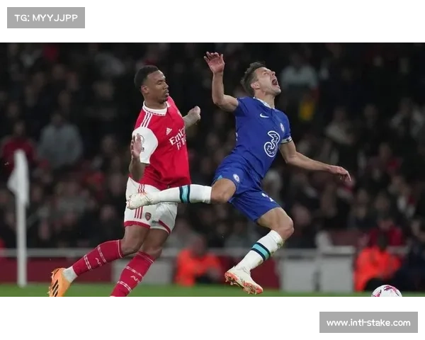 阿森纳4-0利兹联:枪手多点开花,积分榜领先优势扩大至6分